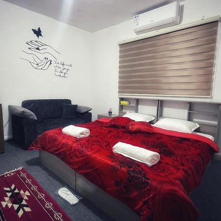 Petra B12 Hostel Wadi Musa Ngoại thất bức ảnh