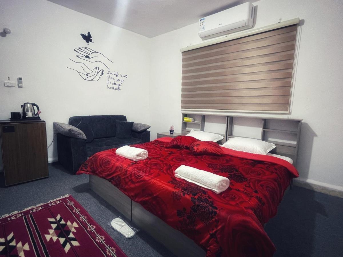 Petra B12 Hostel Wadi Musa Ngoại thất bức ảnh