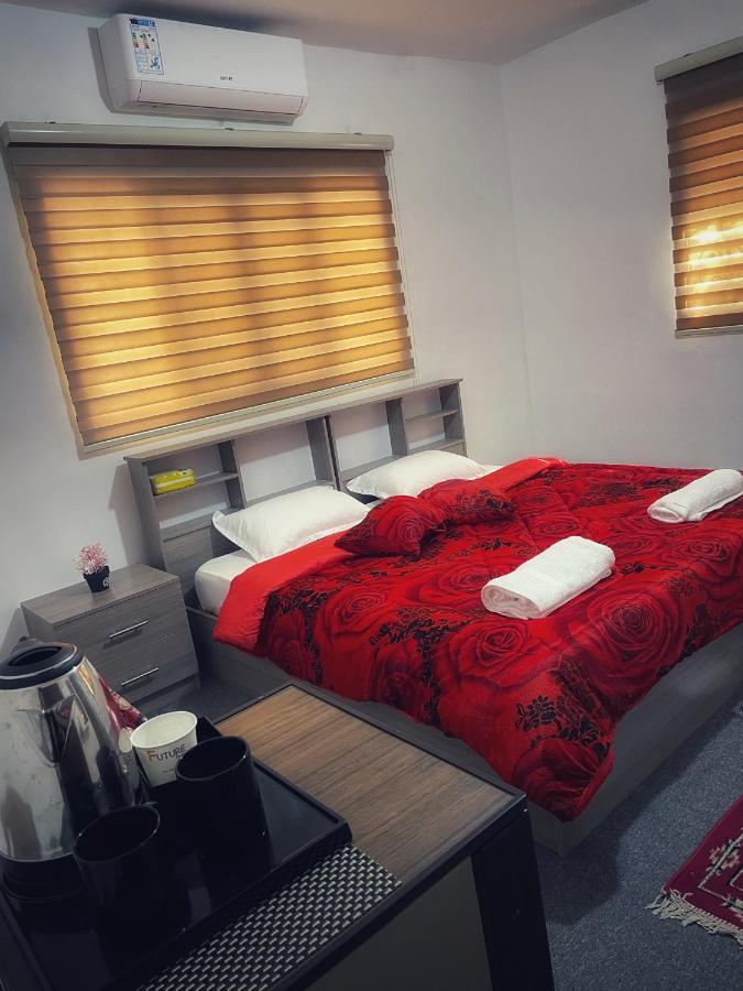 Petra B12 Hostel Wadi Musa Ngoại thất bức ảnh